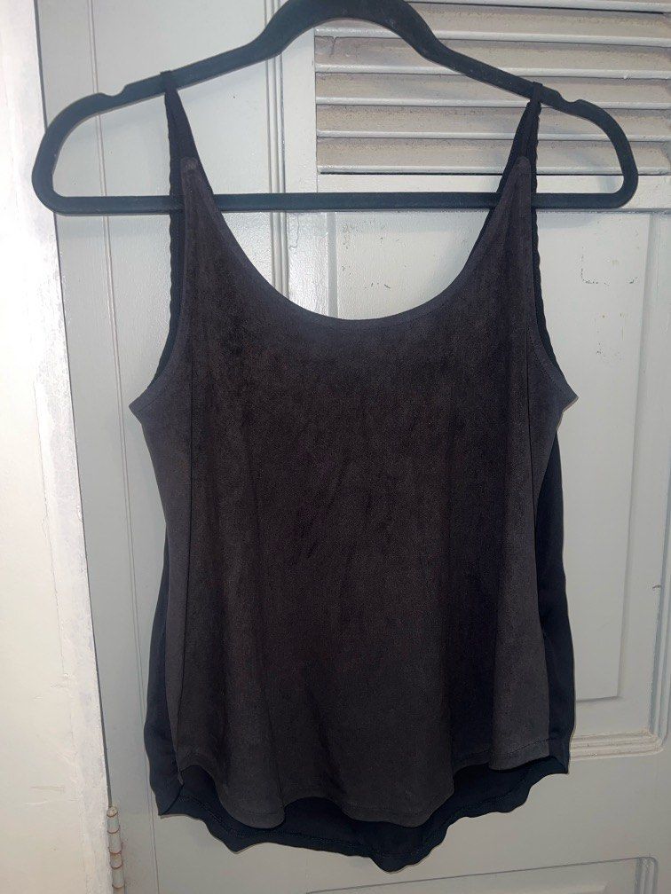 Black Suede/Sheer Sleeveless Top (Category: Sleeveless) located in Pasig City. Submitted by lbclosetcleanup (Listing ID 1360174794, Image 1). Description: Suede in front Sheer at the back Fits S-M.