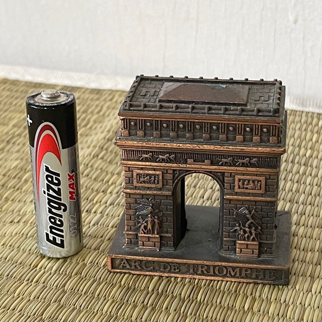 Bronze Pencil Sharpener (Category: Stationery & School Supplies) located in Baguio. Submitted by mapa_laku (Listing ID 1360045285, Image 2). Description: .