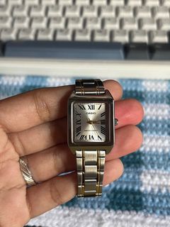 (Category: ) located in . Submitted by yoieeedeclutter_ (Listing ID 1360102289, Image 1). Description: .