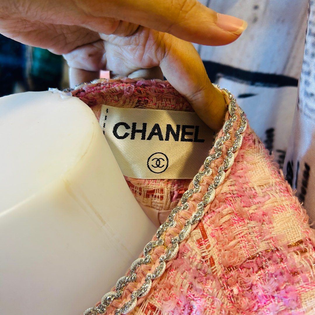 Chanel Tweed Vest (Category: Luxury Apparel) located in Baguio. Submitted by luxecycleph (Listing ID 1360097198, Image 3). Description: READ BEFORE OFFER SIZE: 18 x 24.5 Small CONDITION: Excellent SHOP RULES * payment first (thru gcash only) * pay today, ship the next day (thru j&t) * manage your expectations (items are secondhand & thrifted) * return & refund are only accepted for valid reasons * no bogus buyers- just tell the seller immediately