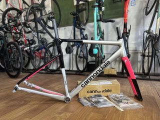 (Category: ) located in . Submitted by revbikecollective (Listing ID 1360149865, Image 1). Description: .