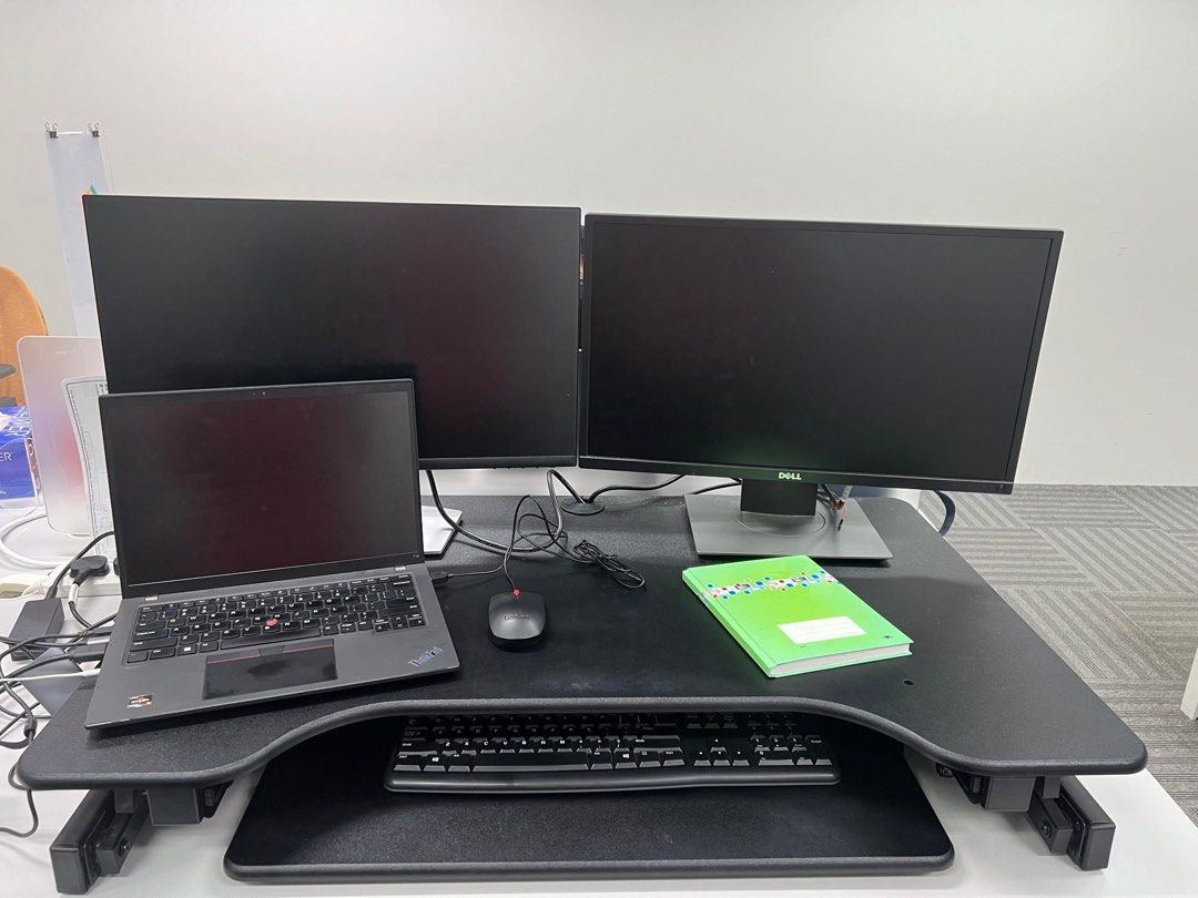 Computer Standing Table (Category: Other Home Furniture) located in Singapore. Submitted by ashokh4793 (Listing ID 1360111759, Image 3). Description: Used but not abused , price listed is negotiable. .
