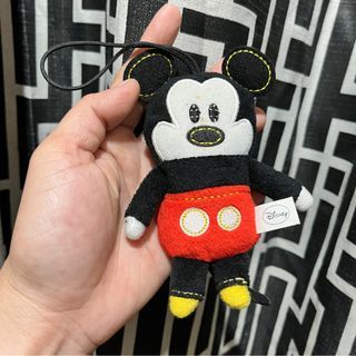 DISNEY MICKEY MOUSE POOK-A-LOOZ FLATTENED PLUSH CHARM