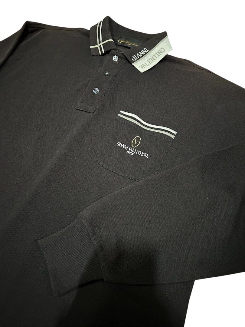 Gianni Valentino (Category: Tshirts & Polo Shirts ) located in Manila. Submitted by _j0oooo (Listing ID 1360197801, Image 1). Description: Gianni Valentino M on Tag 28.5x21 Slight discoloration on shoulder.