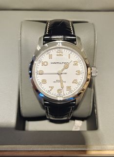 (Category: ) located in . Submitted by hangthaiwatch.atria (Listing ID 1360060826, Image 1). Description: .