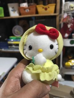 Hello Kitty Plush Mascot Pear Sanrio Rare  Retro ( hearing offer)