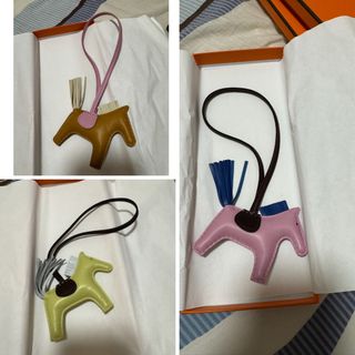 （分類：）位於 。 由 alegance.luxury 提交（商品編號 1360197755，圖片 1）。簡介： 。