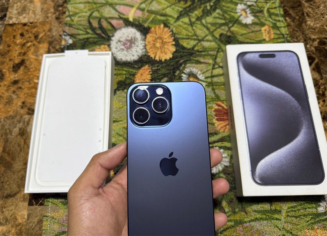 iPhone 15 Pro Max 256GB (Category: iPhone 15 Series) located in San Juan City. Submitted by hakobzone (Listing ID 1360161257, Image 3). Description: iPhone 15 pro max for sale or swap! 45k selling fixed! Details: Unit is in good condition 256gb Ntc approved No issue smooth. Openline(anysim) 87 percent bh Package: Unit, and box(same imei).