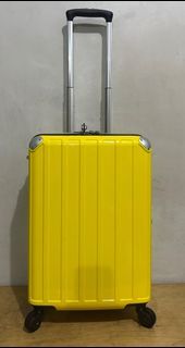 Luggage (Sky Navigator) Brand from Japan Hand Carry with Key TSA Approved and Expandable