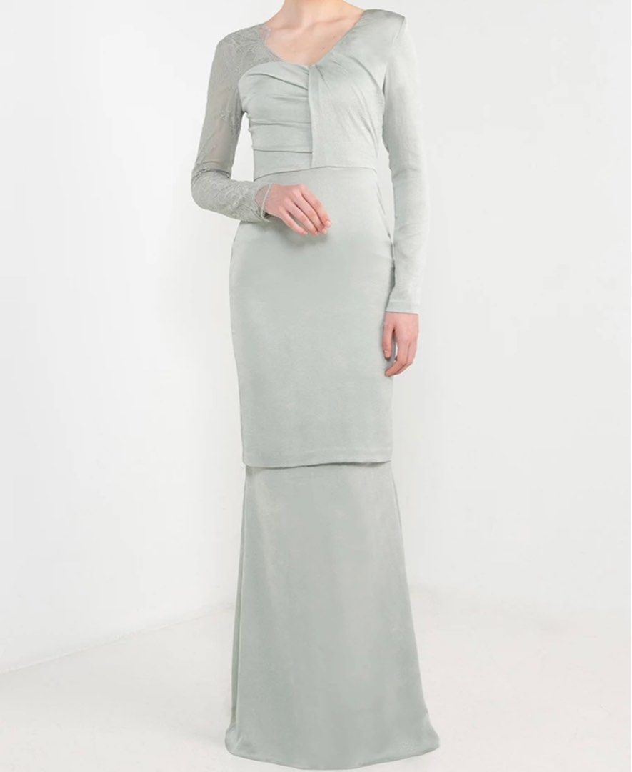 NH by NURITA HARITH Enid in dusty sage (Category: Baju Kurung & sets) located in Singapore. Submitted by eh.aannysa (Listing ID 1360188467, Image 1). Description: Item retailing at $243.90 on Zalora. Never worn before. DM for more details. #makespace .