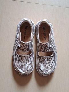 （分類：）位於 。 由 lethem.c 提交（商品編號 1360102098，圖片 1）。簡介： 。