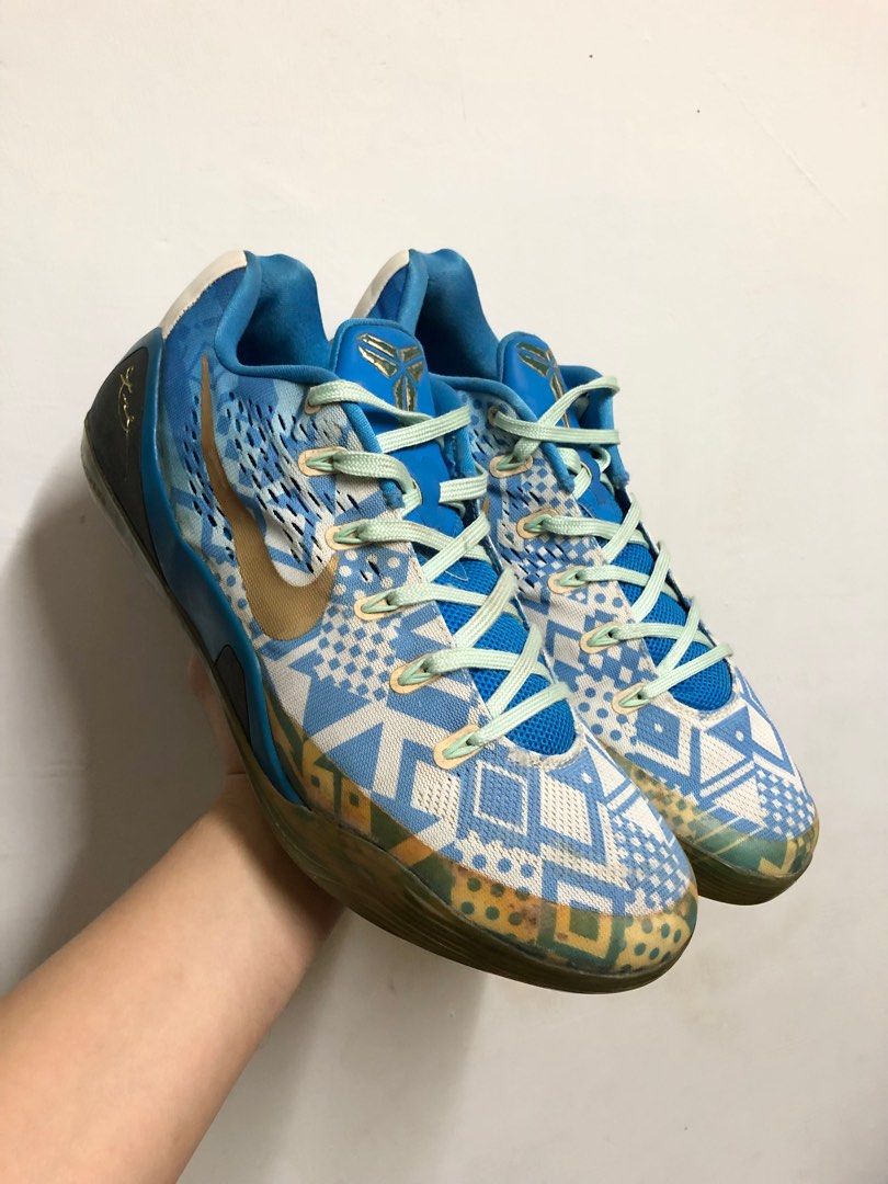 Nike Kobe 9 em low “Hyper Cobalt” 青花瓷, 他的時尚, 鞋類, 運動鞋 