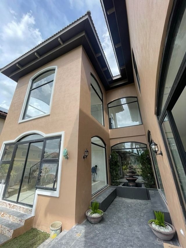 (Category: ) located in . Submitted by tin_ajtbrokerage (Listing ID 1326345890, Image 1). Description: .