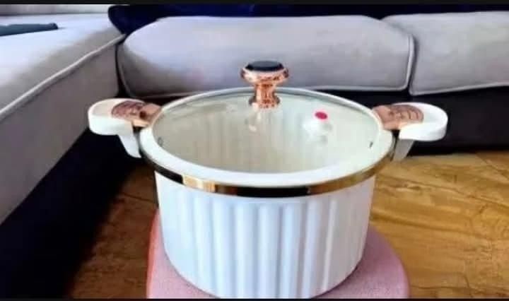 Roma Pressure Cooker 10L (Category: Cookware & Accessories) located in Manila. Submitted by tindahanniatelizcehl (Listing ID 1360186331, Image 3). Description: .