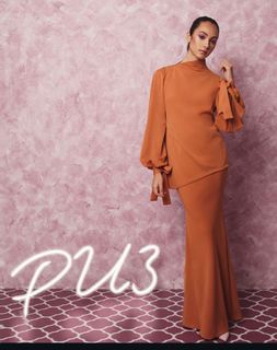 (Category: ) located in . Submitted by lilfullcloset (Listing ID 1360040318, Image 1). Description: .