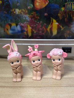 Sonny Angel Hanami Cherry Blossom Series Rabbit Goat Sheep Chihuahua