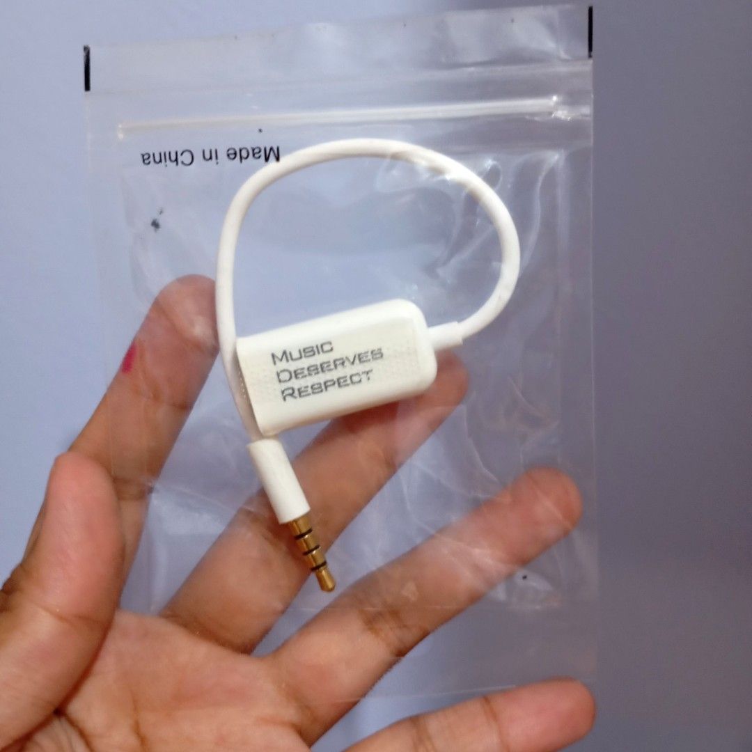 Splitter Audio SONY (Category: Portable Audio Accessories) located in Quezon City. Submitted by an.marie (Listing ID 1360166230, Image 3). Description: .
