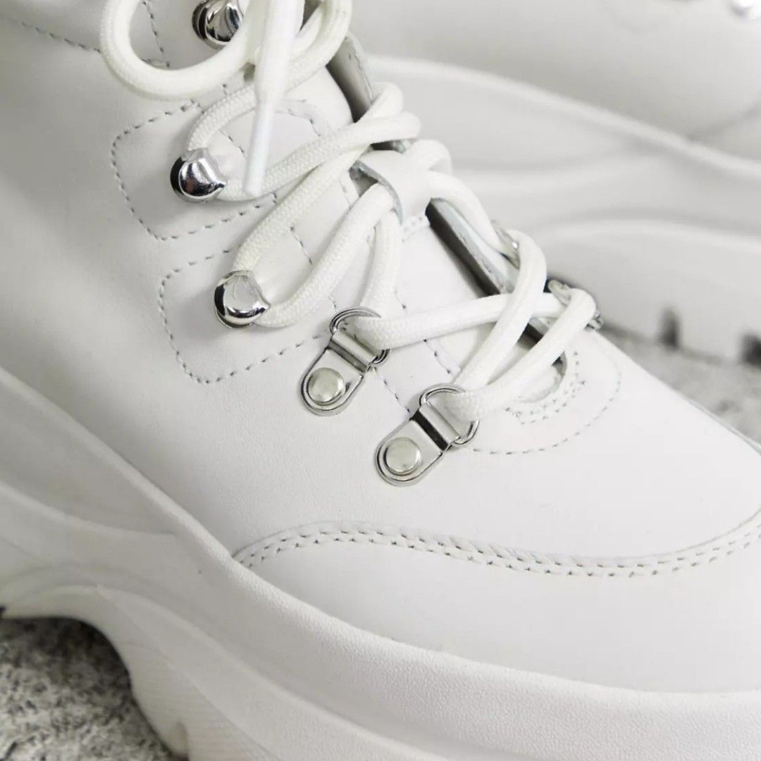 steve madden husky