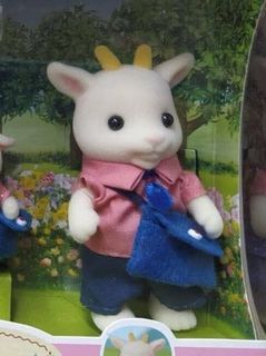 sylvanian families goat mother and father