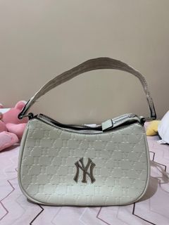 (Kategori: ) berada di . Dikirim oleh prelovednyaoliv (ID iklan 1360101567, Gambar 1). Deskripsi: .