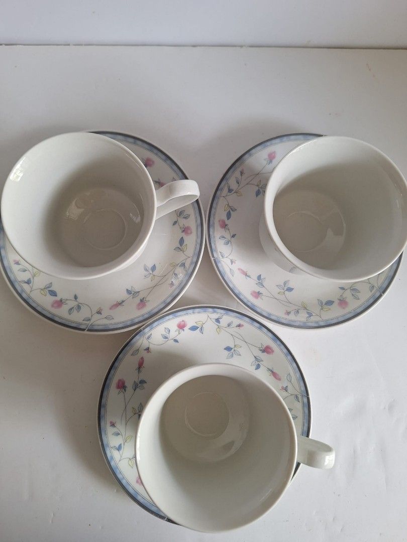 Teacups471912447874836481