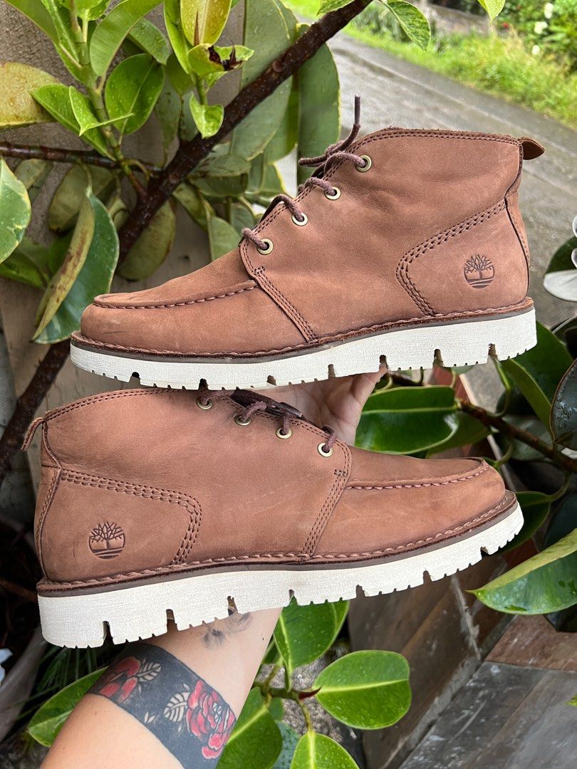 Timberland Moc Toe (Category: Boots) located in Bacolod City. Submitted by novymae23 (Listing ID 1360163420, Image 3). Description: timberland westmore moc toe Size 9-9.5 27-27.5cm Verygood condition.