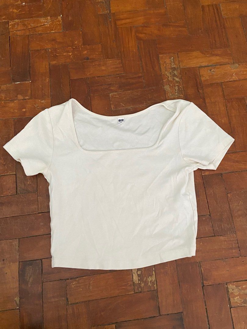 UNIQLO WHITE SQUARE NECK CROP TOP (Category: Shirts) located in Quezon City. Submitted by meg.decluttering (Listing ID 1360042441, Image 1). Description: XS WHITE SQUARE NECK CROP TOP GCASH: 09602620943 Margarita Beatrice Ruiz Pasend na lang po ng total payment. Thank you! 2 Pasend na lang po Name, Mobile Number, and Address for shipping fee calculation. Thank you!.