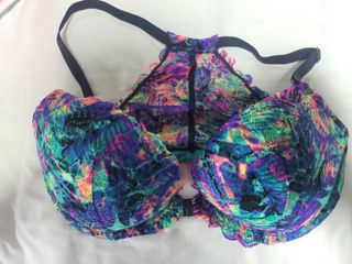 (Category: ) located in . Submitted by cassx20 (Listing ID 1360040766, Image 1). Description: .