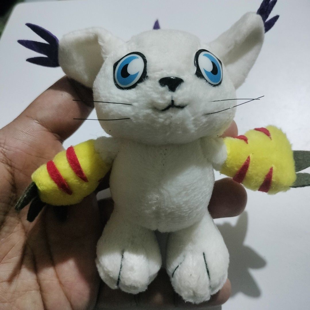 1999 Bandai Digimon Mini Plush Set (Category: Plushies & Soft Toys) located in Manila. Submitted by gorzuzofficial (Listing ID 1360385649, Image 2). Description: Digimon Mini Plush Set: Gatomon Patamon Palmon (cut etiketa) MOP: Gcash MOD: LBC/Lalamove/J&T.