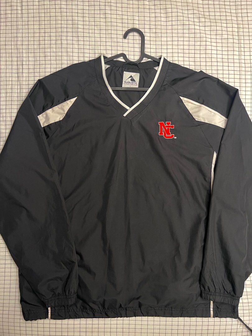 AUGUSTA Sportwear Jersey (Category: Activewear) located in Quezon City. Submitted by sugoo_ (Listing ID 1360373951, Image 2). Description: AUGUSTA Sportwear Jersey - black jersey sweater - no issue, in excellent condition - colors may vary due to lighting - size large on tag - slightly negotiable will give discount and/or free shipping if bought more clothes from my page W: 26 inches L: 29.5 inches MOP: Cash or Gcash MOD: Meet-up in Gateway or de