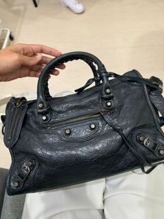 (Kategori: ) berada di . Dikirim oleh ayampoppagisore (ID iklan 1360285129, Gambar 1). Deskripsi: .