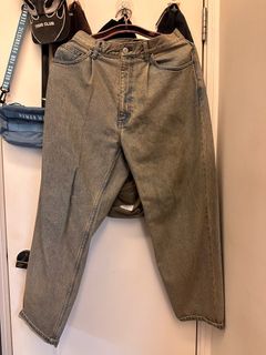 （分類：）位於 。 由 hypebeast977 提交（商品編號 1360373505，圖片 1）。簡介： 。