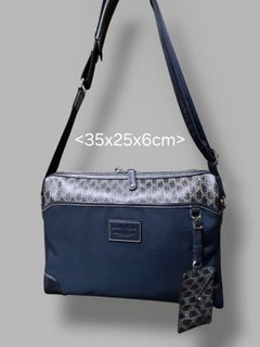 (Category: ) located in . Submitted by corneliasbags (Listing ID 1360329714, Image 1). Description: .