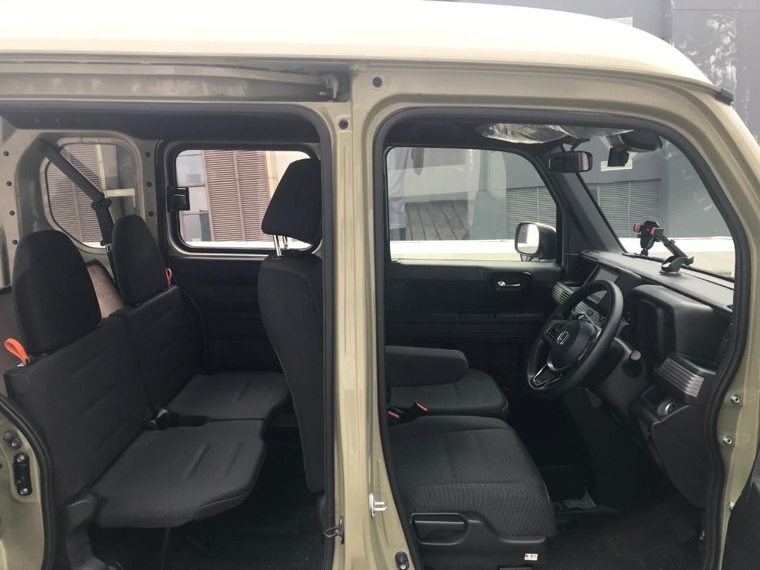 COMMERCIAL VEHICLE FOR LEASE # HONDA 4 SEATER CARGO VAN62872685384578114