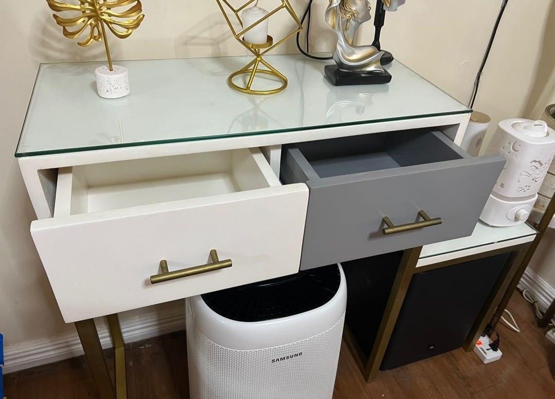 Console table (Category: Tables & Sets) located in Quezon City. Submitted by jmmnl.shop (Listing ID 1360275457, Image 2). Description: console table no flaws declutter but need repaint you can repaint it with tempered glass detachable but since then Dina namin natangal Yung glass kaya it's stock already.. OG price 5k+ read description mindfully what you see is what you get actual pic posted already send offered for sure buyer only no offered will