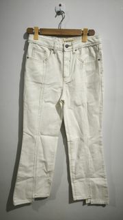 (Category: ) located in . Submitted by mampuan (Listing ID 1360373391, Image 1). Description: .