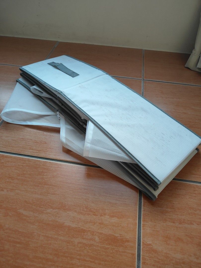 Foldable organizer storage (Category: Storage Boxes & Baskets) located in Pasay City. Submitted by midnightfirefly (Listing ID 1360231005, Image 2). Description: Foldable organizer storage box Take all 250 Location Parañaque.