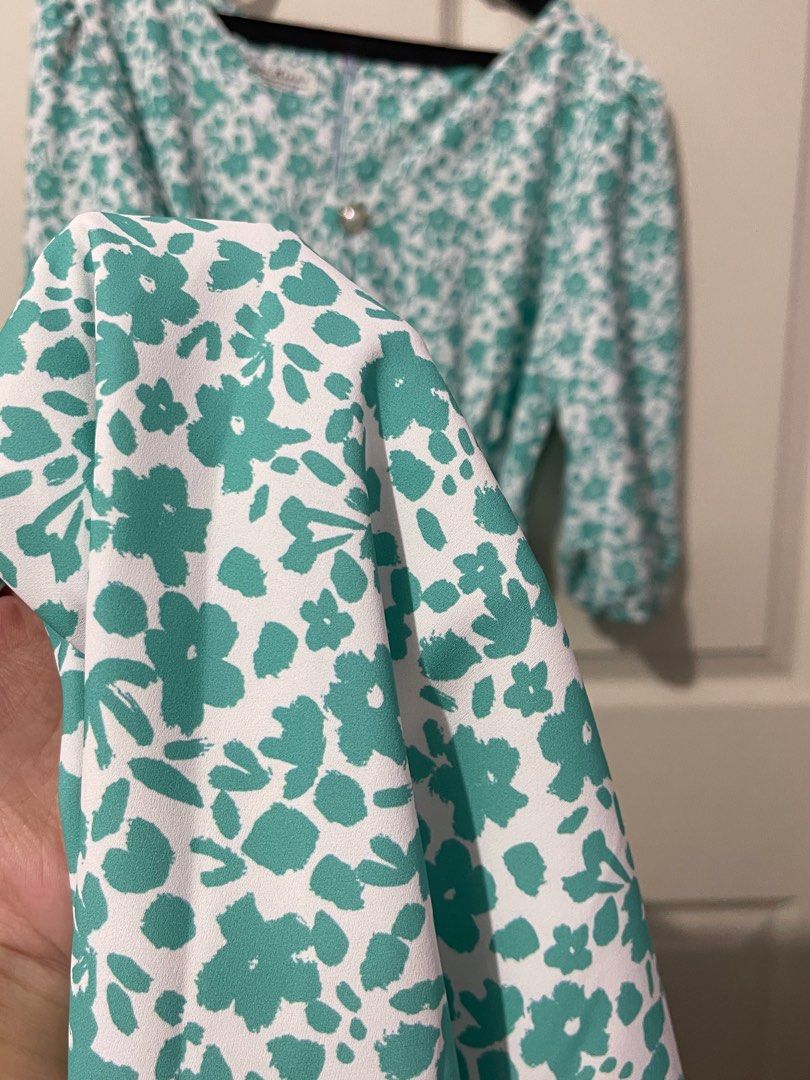 Habi ni nonna (Category: Dresses) located in Quezon City. Submitted by tomiteepee (Listing ID 1360352501, Image 3). Description: Small to medium Ivy dress Bust 34-36 Waist 27-32 Length 47 Helping tags Soon manila Insignia de Manila Hermana Amore Everyday Hermana Verse Couture Super flowy and bagsak Used twice..