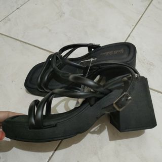 (Kategori: ) berada di . Dikirim oleh karinjayaa (ID iklan 1360227371, Gambar 1). Deskripsi: .