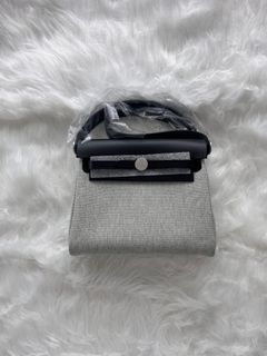（分類：）位於 。 由 lamasionmode 提交（商品編號 1360384822，圖片 1）。簡介： 。