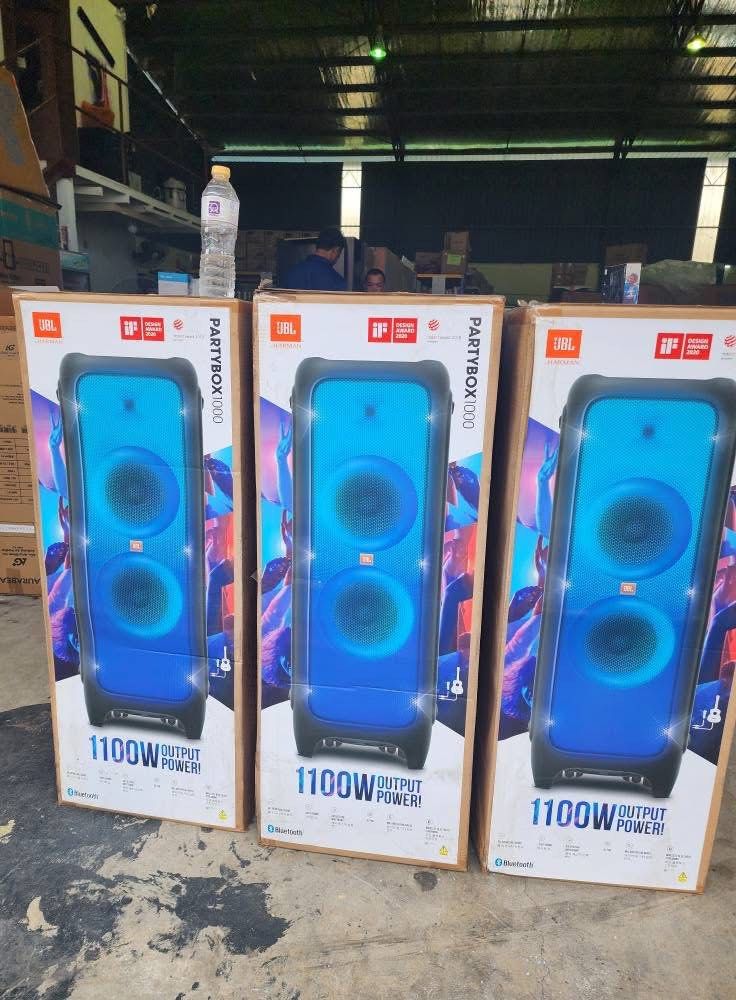 JBL PartyBox 1000 Powerful Bluetooth Party Speaker 1100W With Full ...