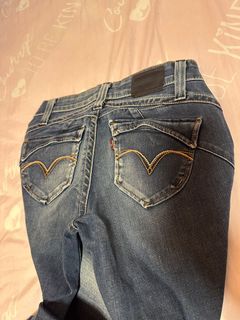 （分類：）位於 。 由 woman_n_women 提交（商品編號 1360310400，圖片 1）。簡介： 。