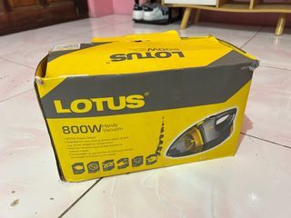 Lotus Handy Vacuum