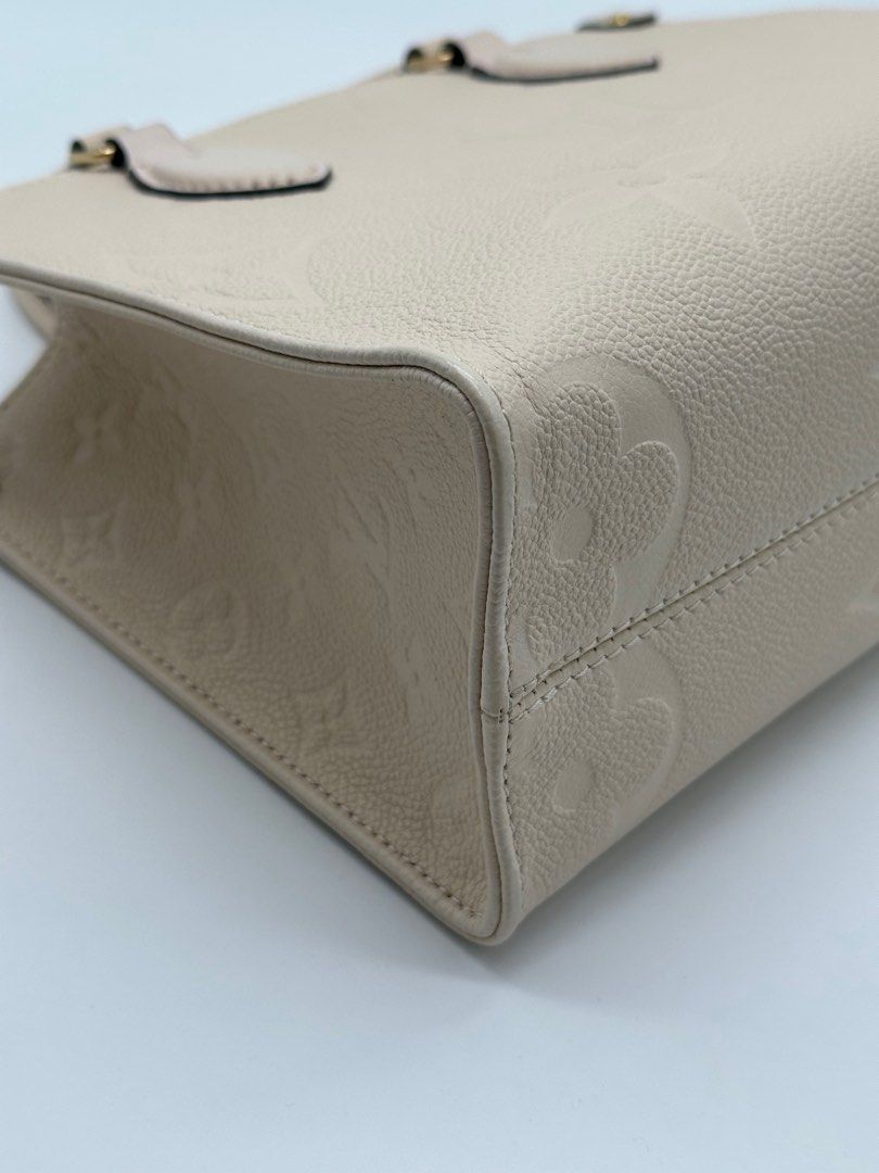 Authentic Louis Vuitton On The Go PM (Category: Luxury Bags & Wallets) located in Manila. Submitted by az.purse (Listing ID 1360243826, Image 3). Description: Comes with box, dustbag and entrupy certificate. Money-back guaranteed if proven fake.