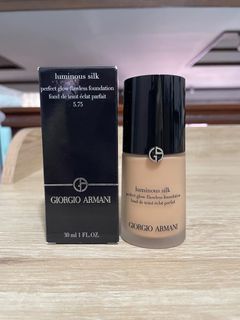 Lumunious Silk Foundation 5.75 - Depotted