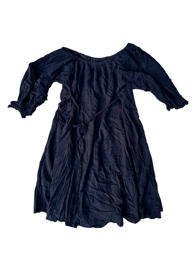 Like new. Mooma breastfeeding dress (Category: Dresses) located in Paranaque City. Submitted by preferpreloved (Listing ID 1360339714, Image 2). Description: .