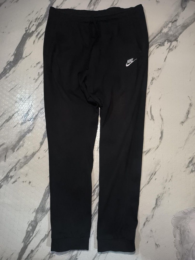 NIKE JOGGERS BLACK (Category: Joggers) located in Manila. Submitted by bhellwence03607 (Listing ID 1360219854, Image 1). Description: SIZE XXL NO ISSUE PM FOR DIMES AND DETAILS MANILA AREA.