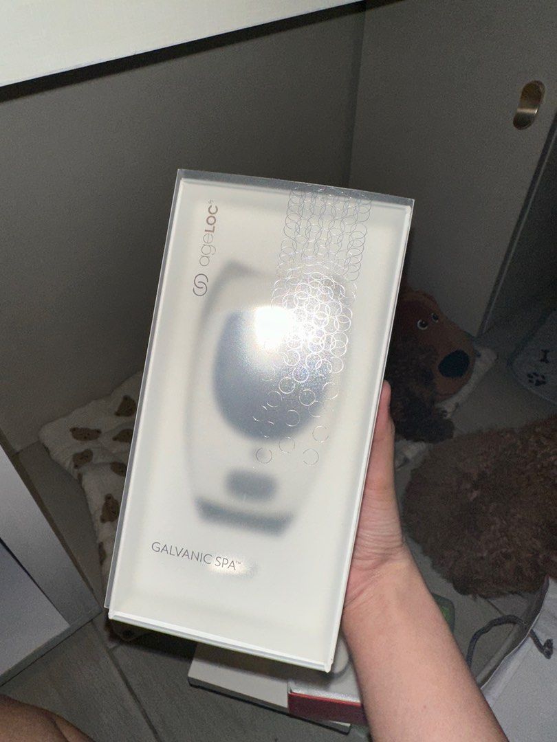 Nuskin Ageloc Galvanic Spa (Category: Face Care) located in Ilagan. Submitted by whiskyandeevie (Listing ID 1360321040, Image 2). Description: Nuskin Ageloc Galvanic Spa (New Version) RFS: decluttering. Barely used this. Selling it at a very low price original price i think is 20++k? .