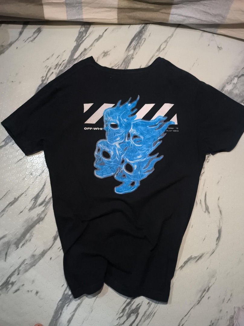 OFF-WHITE BLUE SKULL OVERSIZED TSHIRT (Category: Tshirts & Polo Shirts ) located in Manila. Submitted by bhellwence03607 (Listing ID 1360219401, Image 2). Description: SIZE LARGE PM FOR DIMES AND ISSUE OF THE ITEMS MANILA AREA.