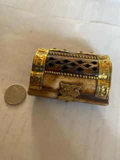 Old bone jewelry box